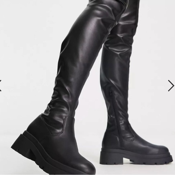 ASOS Stradivarius Black Over-the-Knee Stretch Boots Vegan Lug Platform 38 - Picture 1 of 12